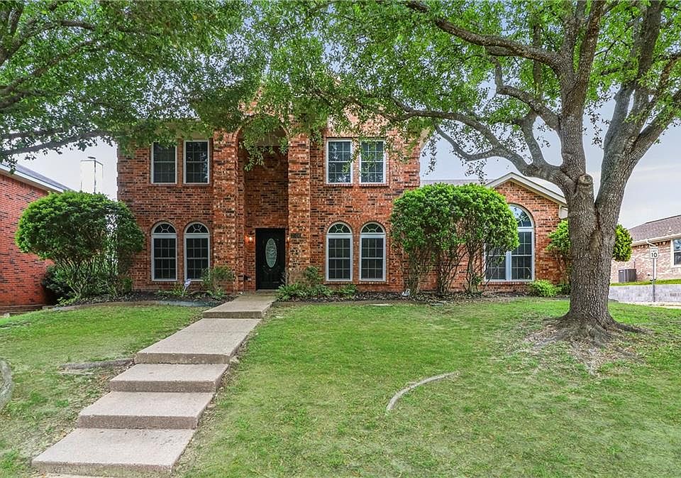 1st image of 2506 Palisades Pl