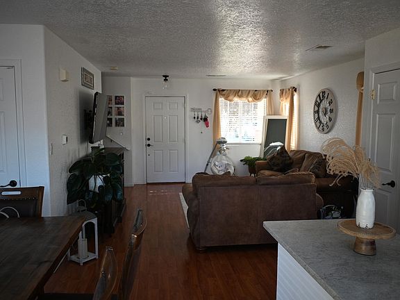 3rd image of 10935 Jicama Way SE