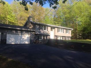 41 Beechnut Dr, Gouldsboro, PA 18424