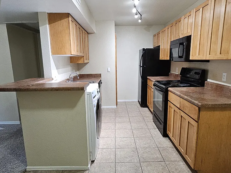 1385 W University Ave #17-155 — Photo 2