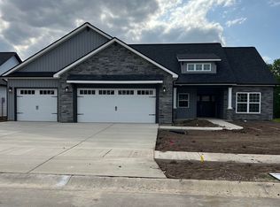 2157 Maple Leaf Dr, Kokomo, IN 46902