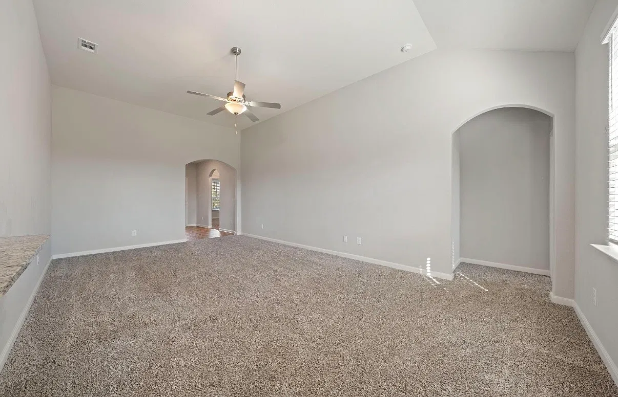 3 bed, 1647 sqft, $1,900 — Photo 3