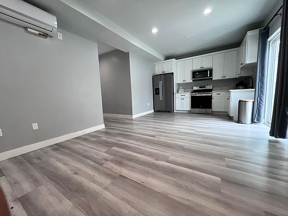 5th image of 11348 Hatteras St #Z1