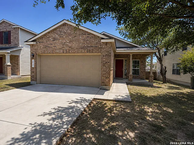 3 bed, 2.0 bath, 1450 sqft, $1,595 — Photo 2