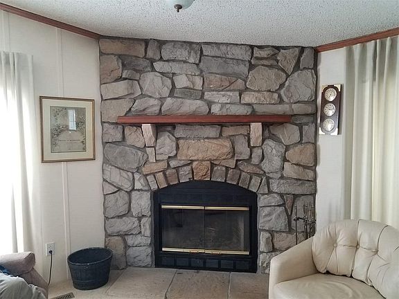 2nd image of 526 N Lake St Lot 29