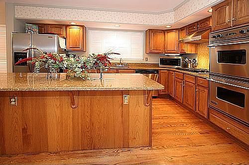 Stainless Appliances and Slab Granite