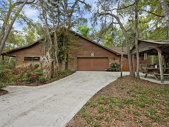 3rd image of 17055 Sweetwater Rd