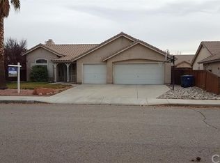6030 Opal Ave, Palmdale, CA 93552