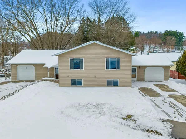 306-308 N East St, La Valle, WI 53941