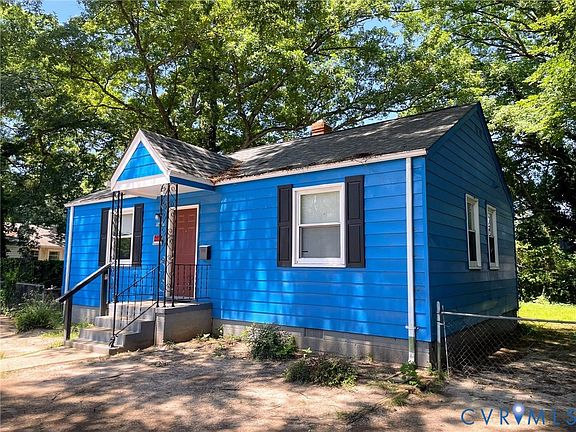 2nd image of 1417 Bowen St