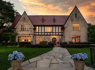 1651 Alta Vista Ave, Wauwatosa, WI 53213