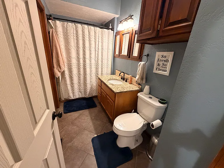 1032 N Saint Paul St — Photo 15