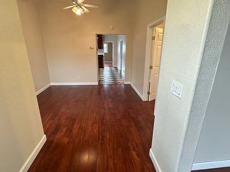 2841 Filbert St #1 — Photo 7