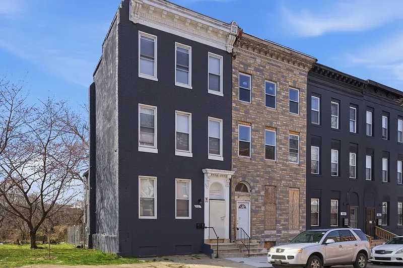 Building Photo - 910 N Arlington Ave #2