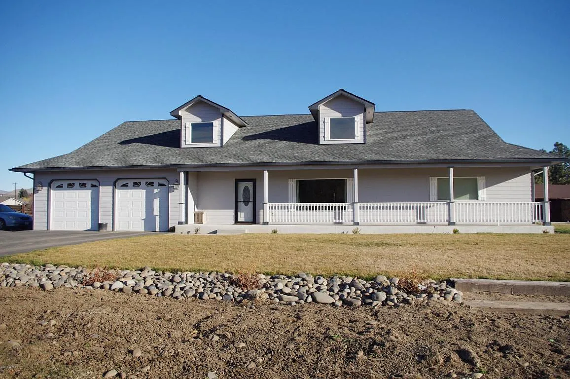 210 El Rio Dr photo 1