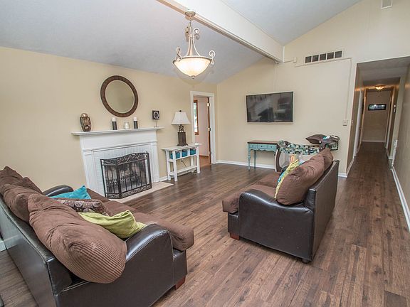 4th image of 524 Wildbrook Dr
