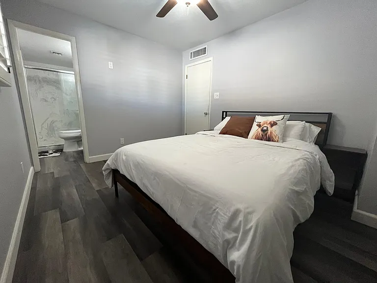 8536 E Mackenzie Dr — Photo 12