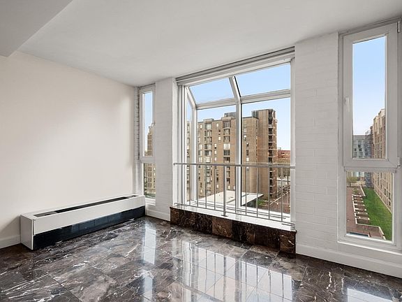 5th image of 77 Pond Ave APT 805