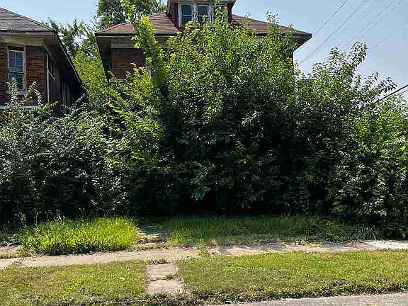 5105 Larchmont