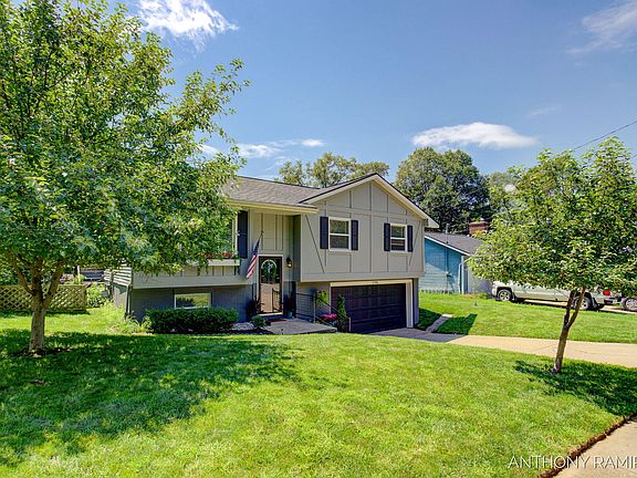 3rd image of 1746 Briarcliff Dr NE