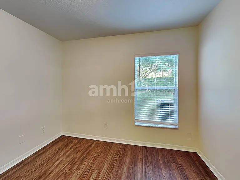 4528 Portobello Cir — Photo 18