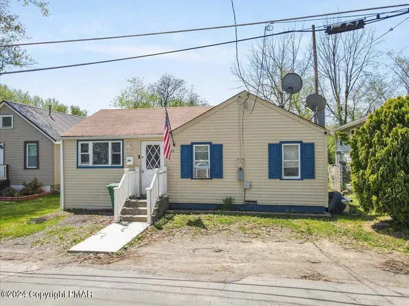 23 Park St, East Stroudsburg, PA 18301