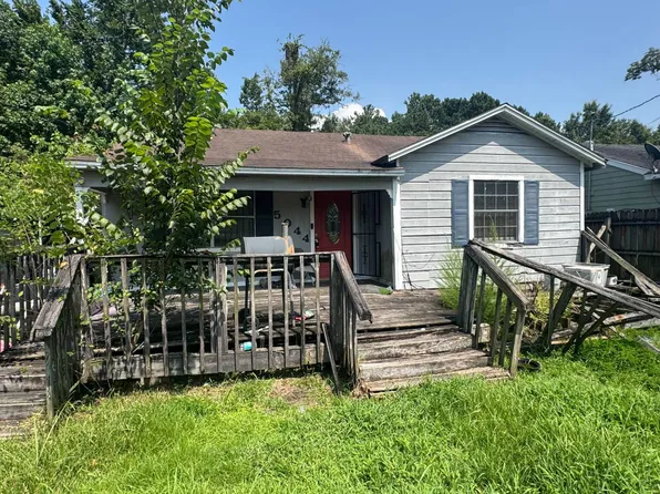 5044 Idylwood St, Beaumont, TX 77703