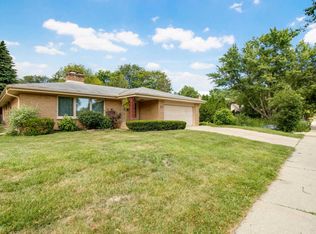 8704 W Harrison Ave, West Allis, WI 53227