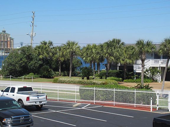 5th image of 115 Gulf Winds Ct Unit 1