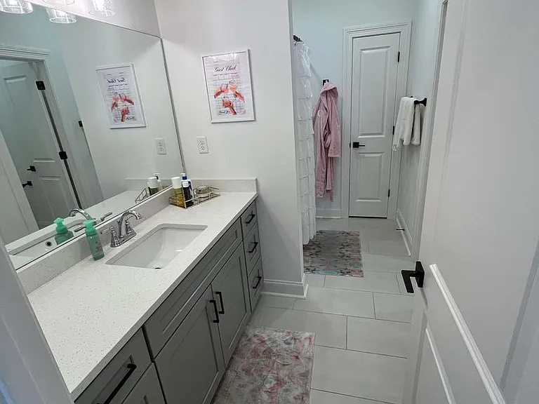662 Cottage Grove Cir — Photo 6