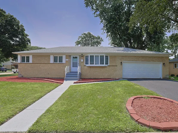 1703 Bonita Ave, Mount Prospect, IL 60056