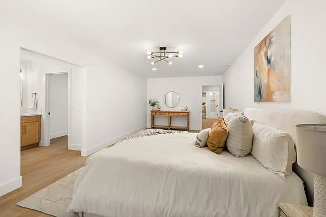 2451 Calle Chanate — Photo 16