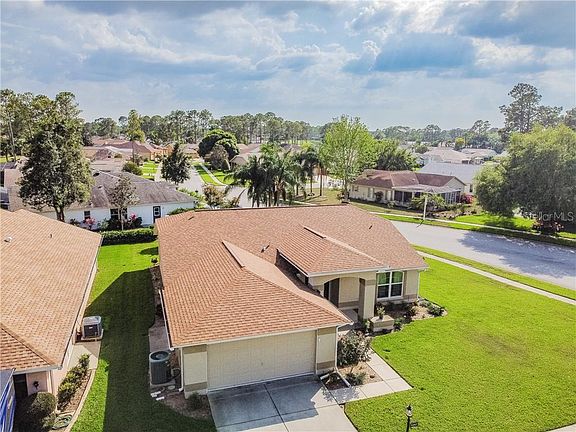 3rd image of 11238 Brooklawn Dr