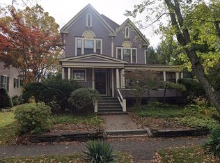 24 Harrison Ave, Northampton, MA 01060