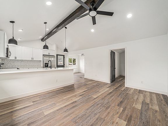 5th image of 919 36th St
