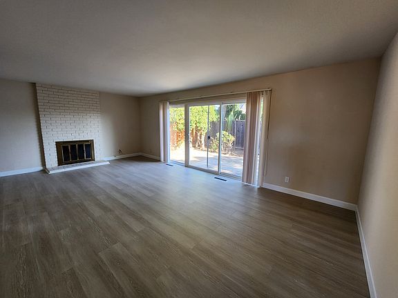 3rd image of 7691 Rainbow Dr