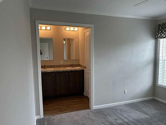 2nd image of 54 N Westview Ct