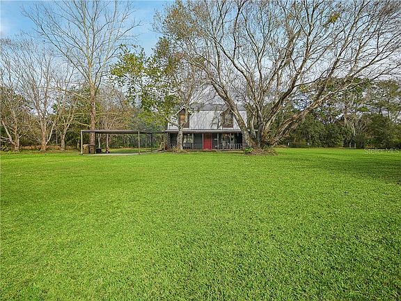 5th image of 21060 Parkcrest Dr
