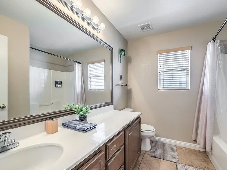 5663 Artesia Lake Ct — Photo 17
