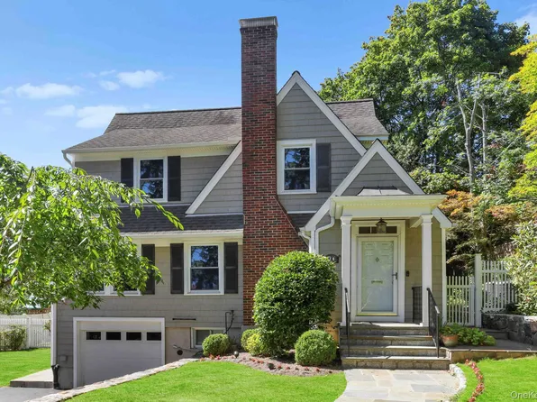 10 Grandview Avenue, Pleasantville, NY 10570