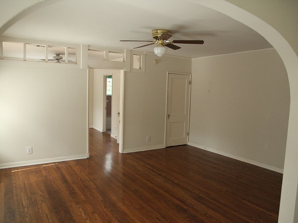 1st image of 5616 Bryan Pkwy APT 103