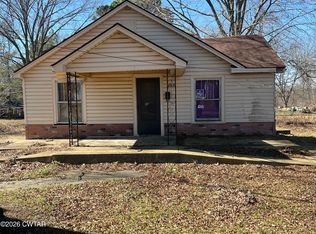 298 High St, Dyer, TN 38330