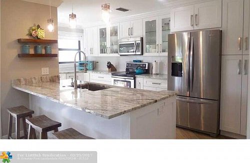 3rd image of 437 NW 36th Ave #437