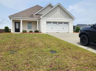 208 Daffodil Ct, Rehobeth, AL 36301