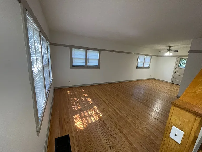3820-3822 N Humboldt Blvd. (Townhouse) — Photo 9