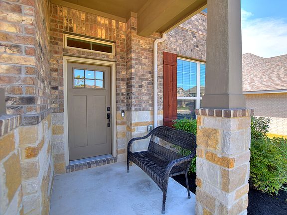 5th image of 2928 Consuelo Way