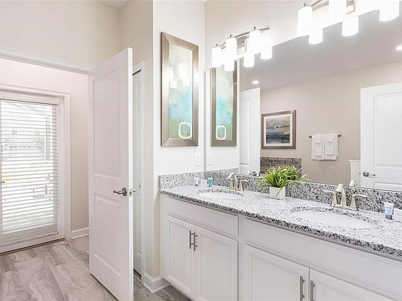 4th image of 9045 STINGER DRIVE