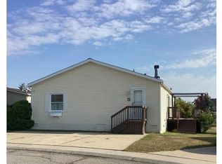 15 Ridgeway, Saline, MI