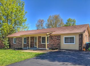 205 Sunset Dr, Lawrenceburg, KY 40342