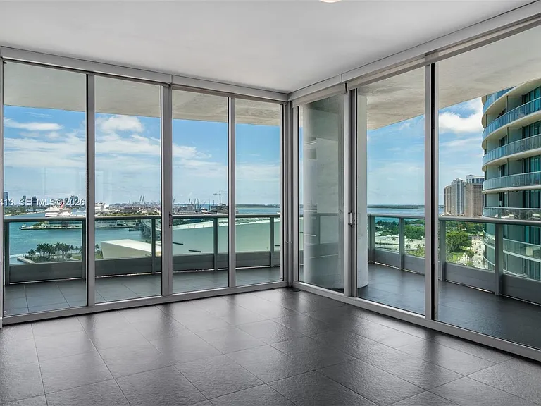 900 Biscayne Blvd — Photo 15